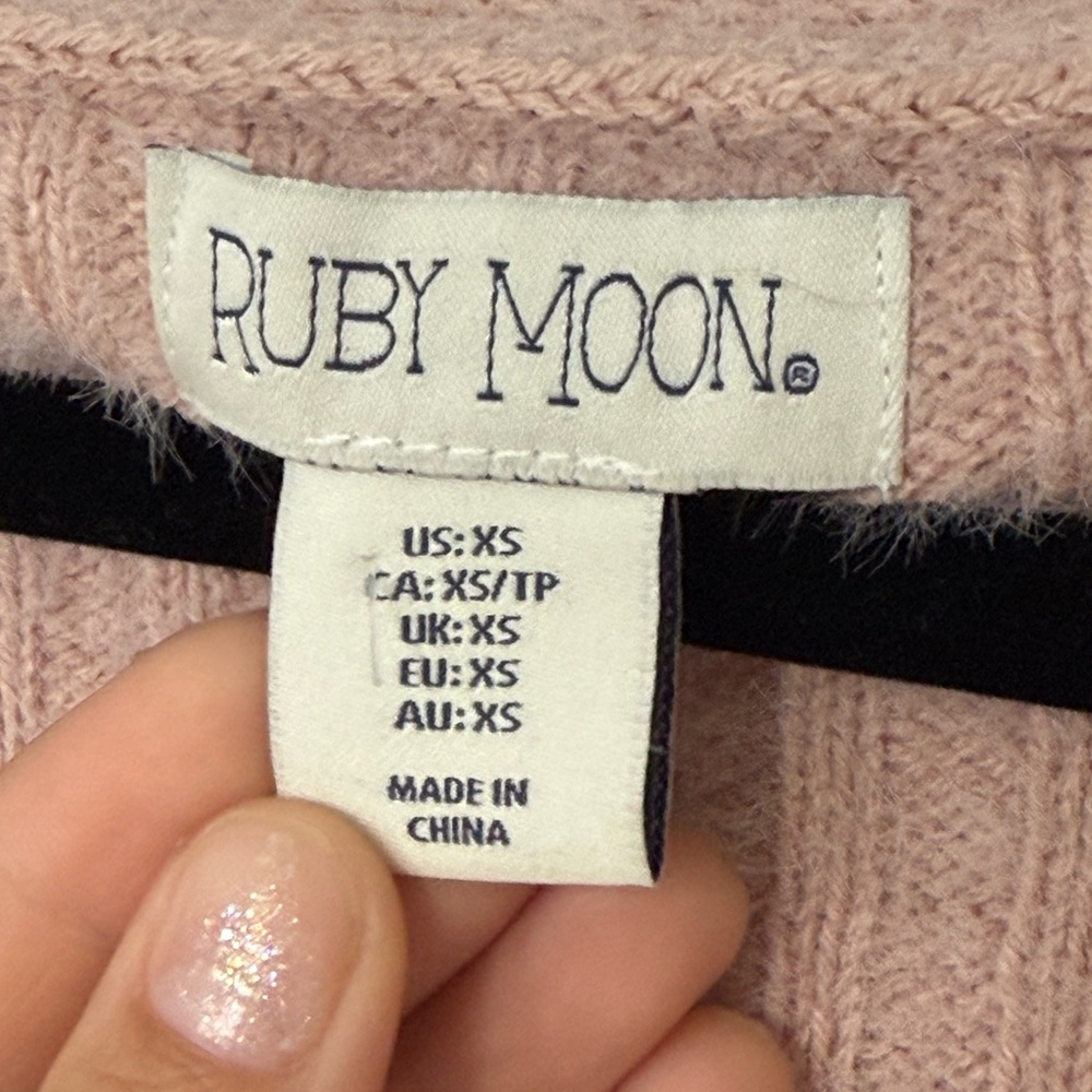 Ruby Moon Blush Ribbed Crop Cardigan - Picture 4 of 5